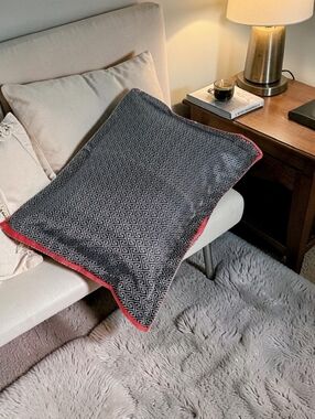 Whole Home Black Silver Geometric Patterned Red Trim Queen 2 Shams And Bed Skirt